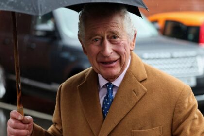 El Palacio de Buckingham revisa los planes de seguridad para la visita del rey Carlos III a Estados Unidos tras tiroteo en Washington