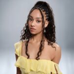 Manon de KATSEYE elimina el nombre de la banda de su biografía de Instagram