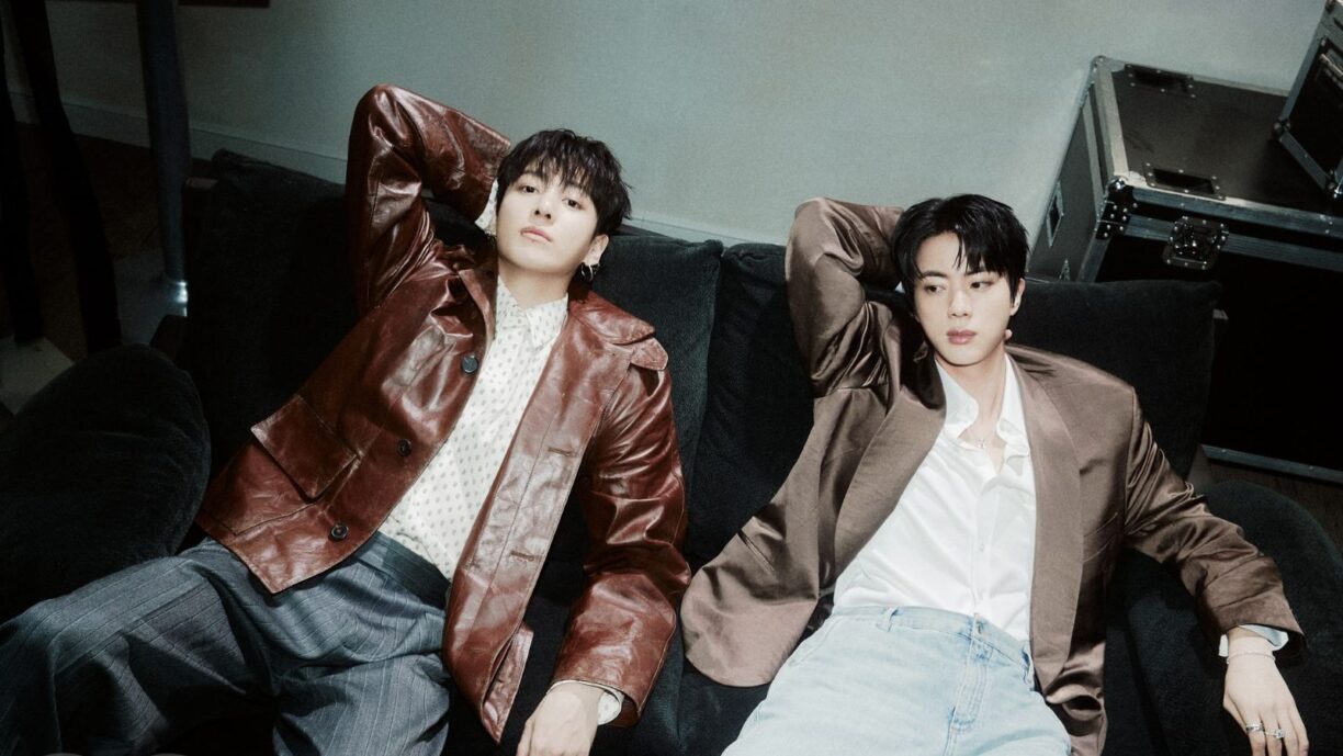 BTS: Jungkook se acuesta borracho con Jin e intenta quitarle la ropa en pleno live de Weverse BTS: Jungkook se acuesta borracho con Jin e intenta quitarle la ropa en pleno live de Weverse