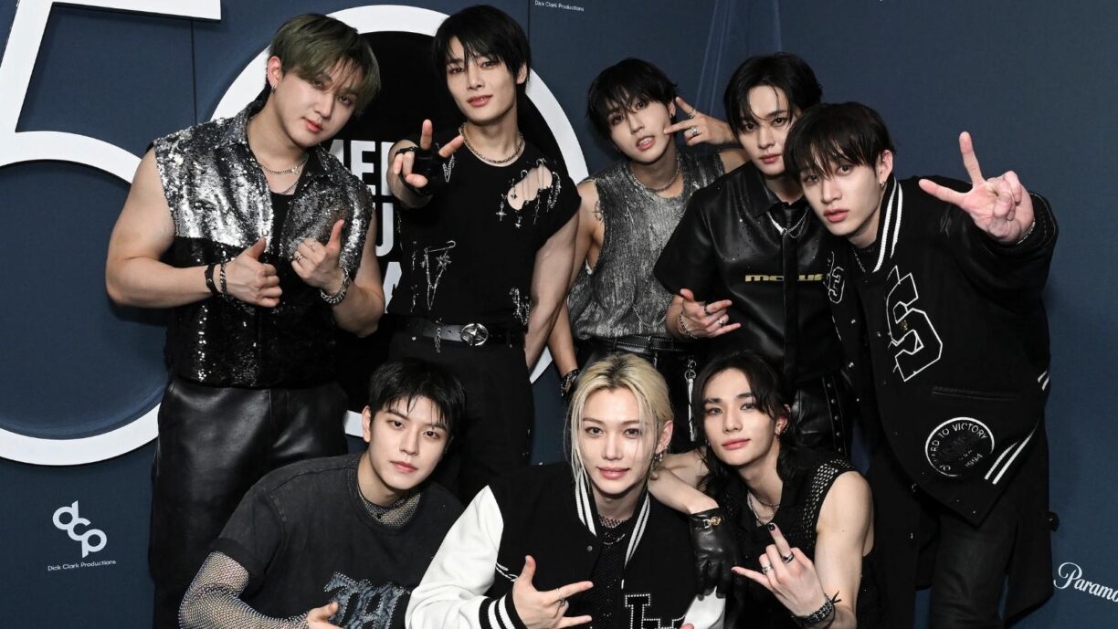 El video musical de Walkin' On Water de Stray Kids supera los 100 millones de vistas en YouTube