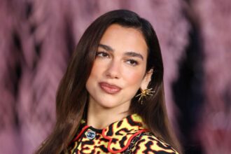 Esta es la razón por la que Dua Lipa ha demandado a Samsung por 15 millones de dólares