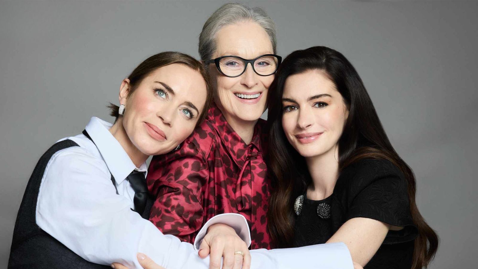 Meryl Streep logró pagos justos para Emily Blunt y Anne Hathaway en 'El diablo viste a la moda 2' Meryl Streep junto a Emily Blunt y Anne Hathaway para el 'El diablo viste a la moda 2'