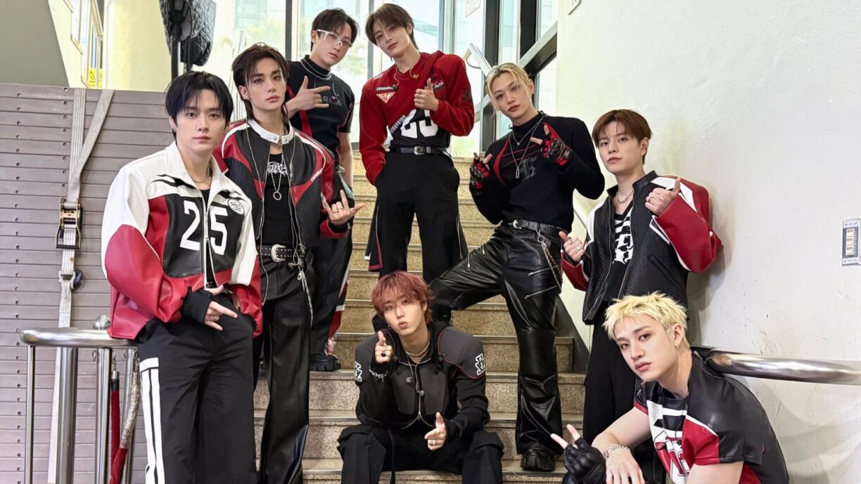 Stray Kids rompe nuevos récords en YouTube con 'Easy' y 'Miroh' Stray Kids rompe nuevos récords en YouTube con 'Easy' y 'Miroh'
