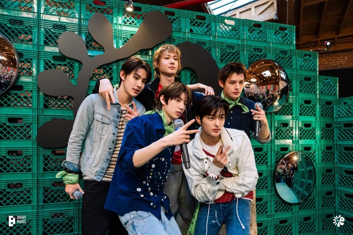 CORTIS amplía su récord en la lista diaria de Spotify Corea con "REDRED" CORTIS amplía su récord en la lista diaria de Spotify Corea con "REDRED"