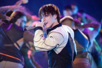 Dino de SEVENTEEN desata preocupación tras un aterrador fallo en el elevador de un concierto