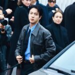 Jin de BTS hace que una chaqueta Gucci de 9.900 dólares se agote rápidamente