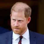 El príncipe Harry todavía estaría esperando una disculpa de la familia real El príncipe Harry todavía estaría esperando una disculpa de la familia real