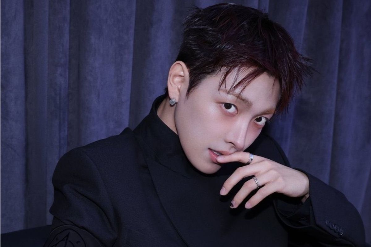 Hongjoong de ATEEZ ha sido diagnosticado con una fractura de costilla Hongjoong de ATEEZ ha sido diagnosticado con una fractura de costilla