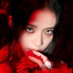 Jisoo de BLACKPINK da pistas de un regreso con “CLICK” Jisoo de BLACKPINK da pistas de un regreso con 'CLICK'
