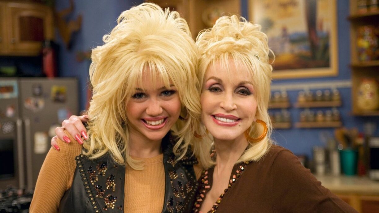 Miley Cyrus recuerda una de sus últimas conversaciones con Dolly Parton Miley Cyrus recuerda una de sus últimas conversaciones con Dolly Parton