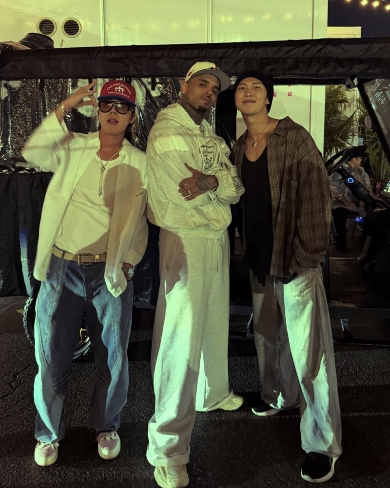 Así fue el encuentro de RM y J-Hope de BTS con Chris Brown Así fue el encuentro de RM y J-Hope de BTS con Chris Brown