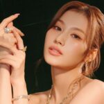Sana de TWICE revela algunos estiramientos sencillos que ayudan a aliviar la fatiga