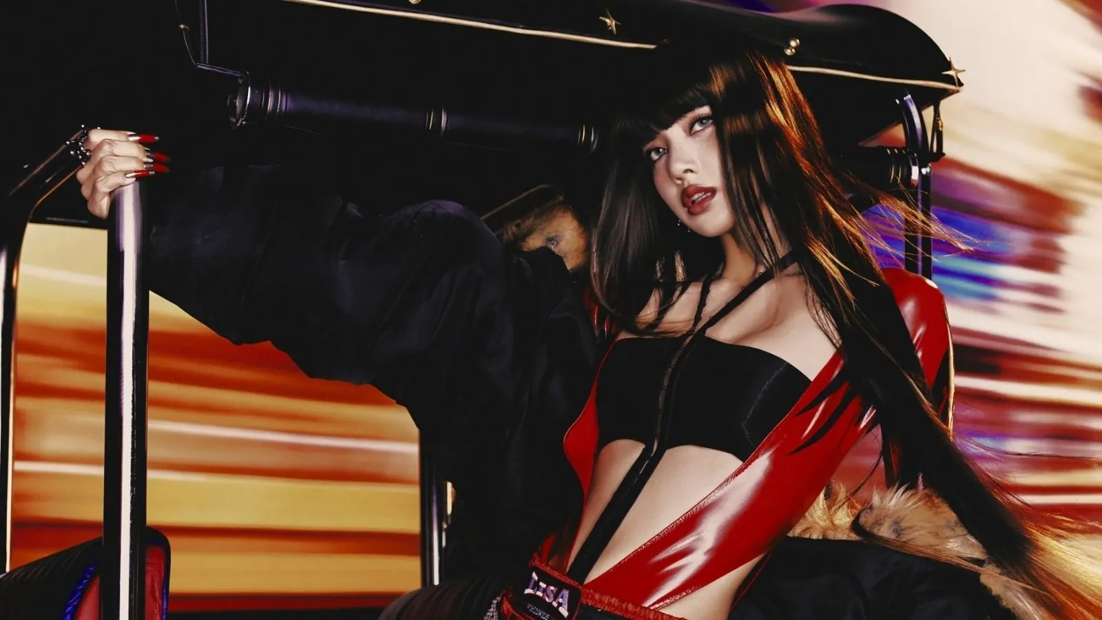 Lisa de BLACKPINK lanza su canción 'SaWaDiKa' Lisa de BLACKPINK lanza su canción 'SaWaDiKa'
