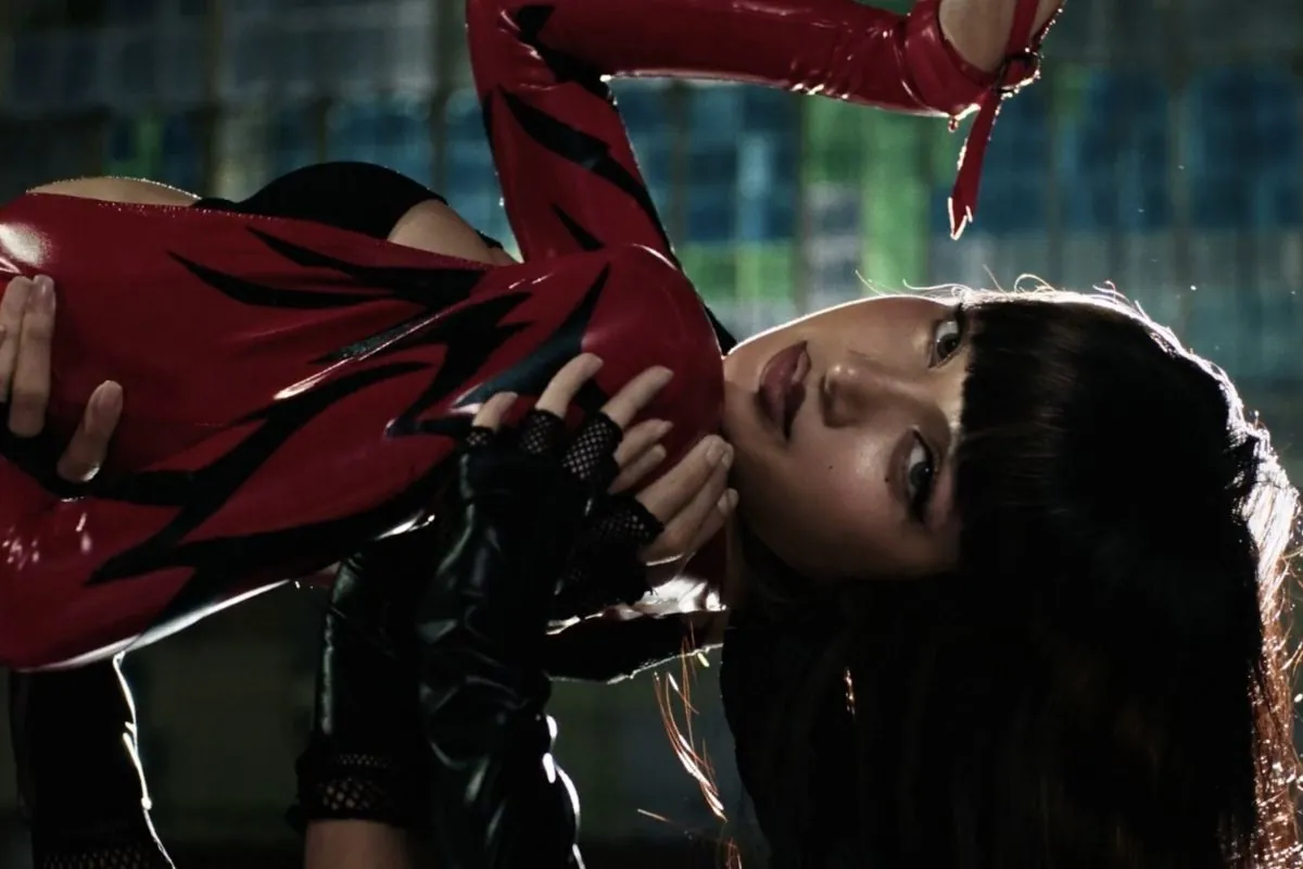 Lisa de BLACKPINK rompe récords en YouTube con su nuevo sencillo Lisa de BLACKPINK rompe récords en YouTube con su nuevo sencillo