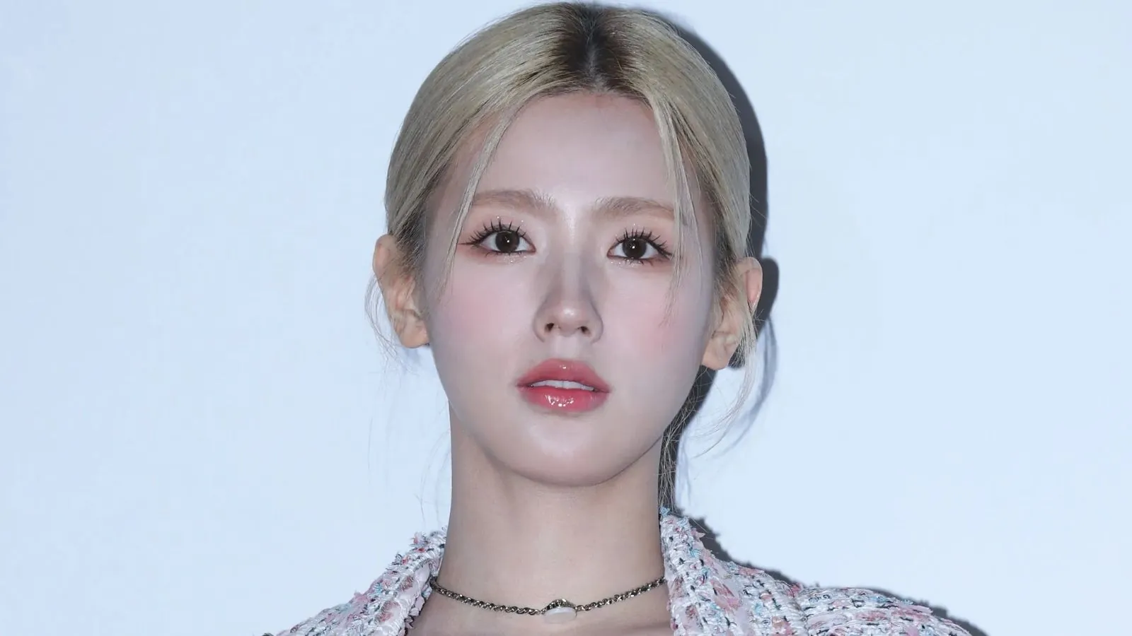 Reportan a Miyeon de I-DLE por presunta violación de la ley médica tras mostrar su endoscopia Reportan a Miyeon de I-DLE por presunta violación de la ley médica tras mostrar su endoscopia