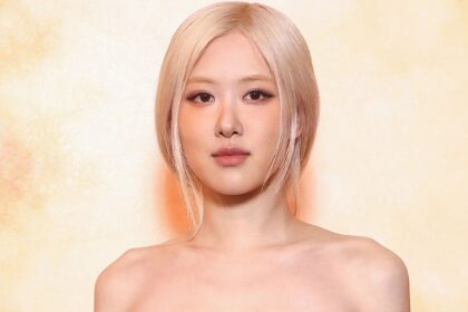 Rosé de BLACKPINK habla sobre trabajar en su nuevo álbum y descubrirse a sí misma Rosé de BLACKPINK habla sobre trabajar en su nuevo álbum y descubrirse a sí misma