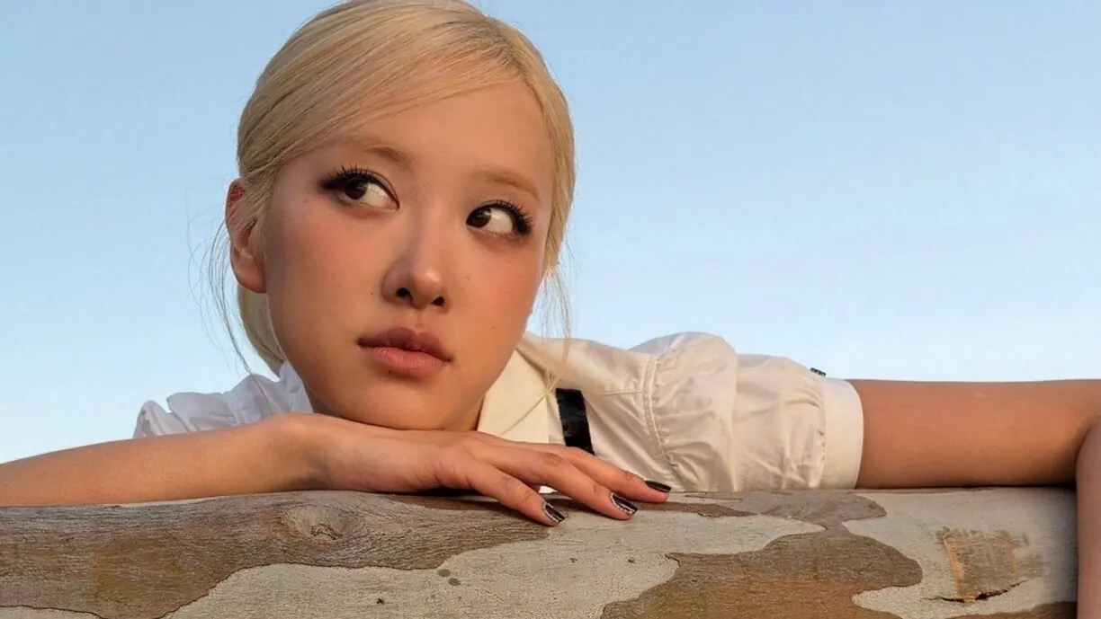 Rosé de BLACKPINK rompe el silencio sobre la controversial foto editada del iPhone 18 Pro Rosé de BLACKPINK rompe el silencio sobre la controversial foto editada del iPhone 18 Pro