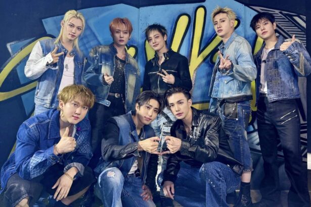 Stray Kids rinde un emotivo homenaje a la fan que falleció antes de entrar a su concierto en Argentina